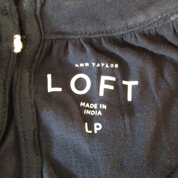Ann Taylor Loft Navy Career Top Blouse Size LP - Picture 4 of 4